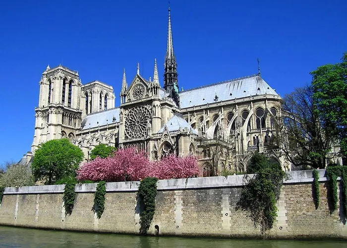 Notre Dame Bright *